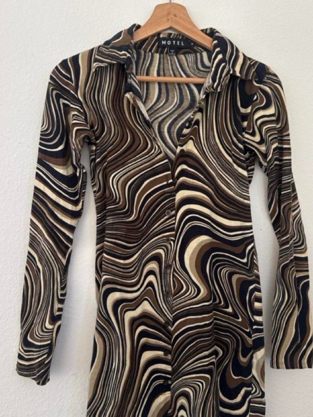 Motel rocks black, beige and white wavy swirl mini dress in size S
